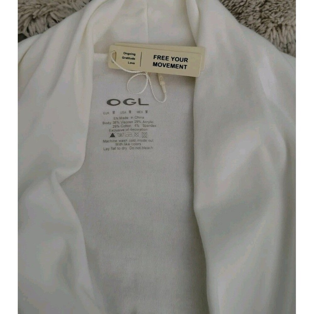 OGL Eco-Mousse Surplice Tuckable Draped V Neckline Long Sleeve Size M New - Picture 2 of 4